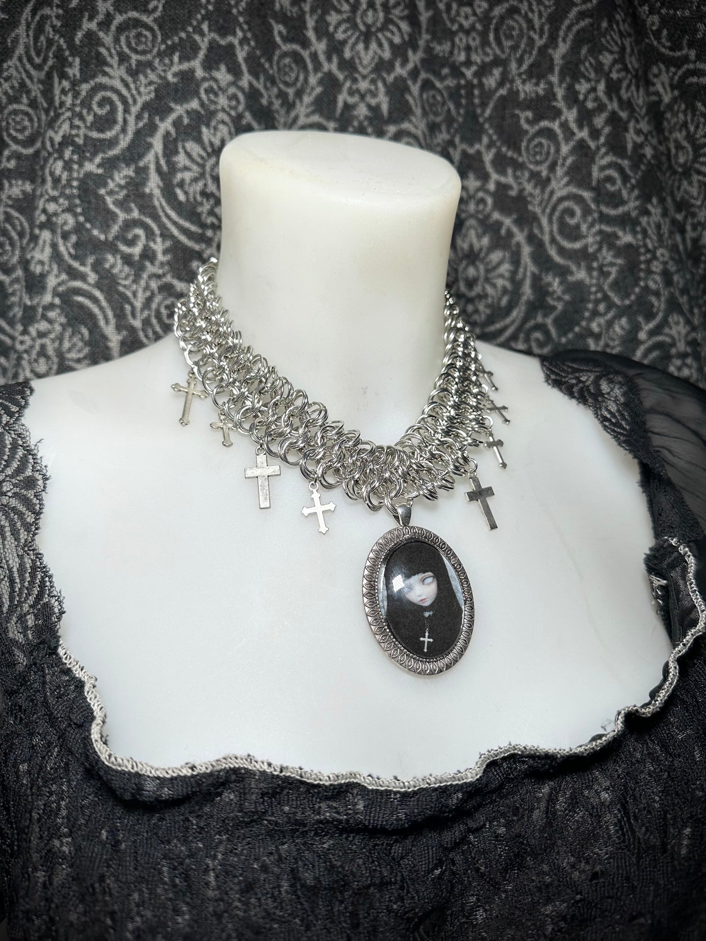 Chocker camé Bjd