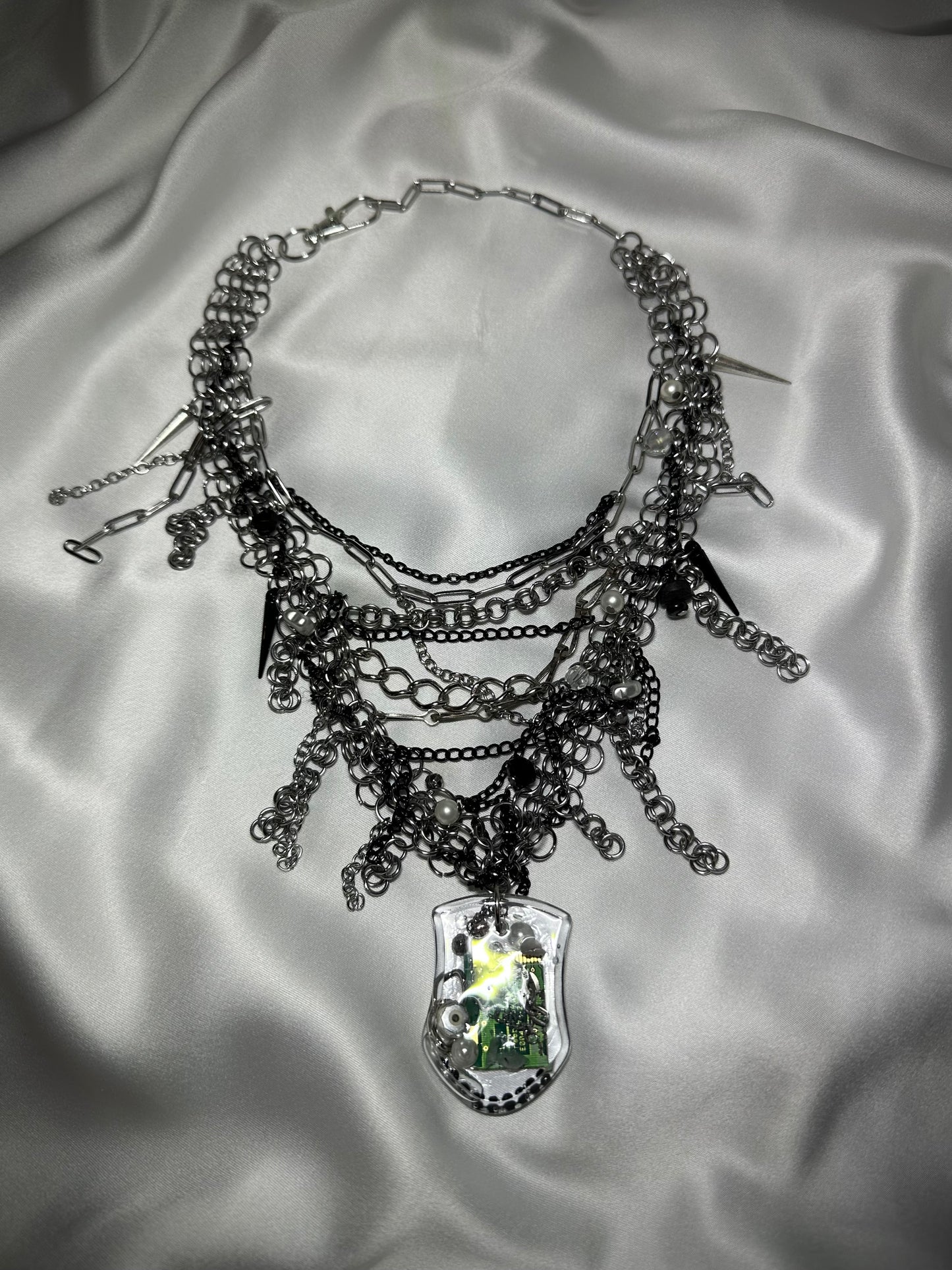 Collier « Cypher »