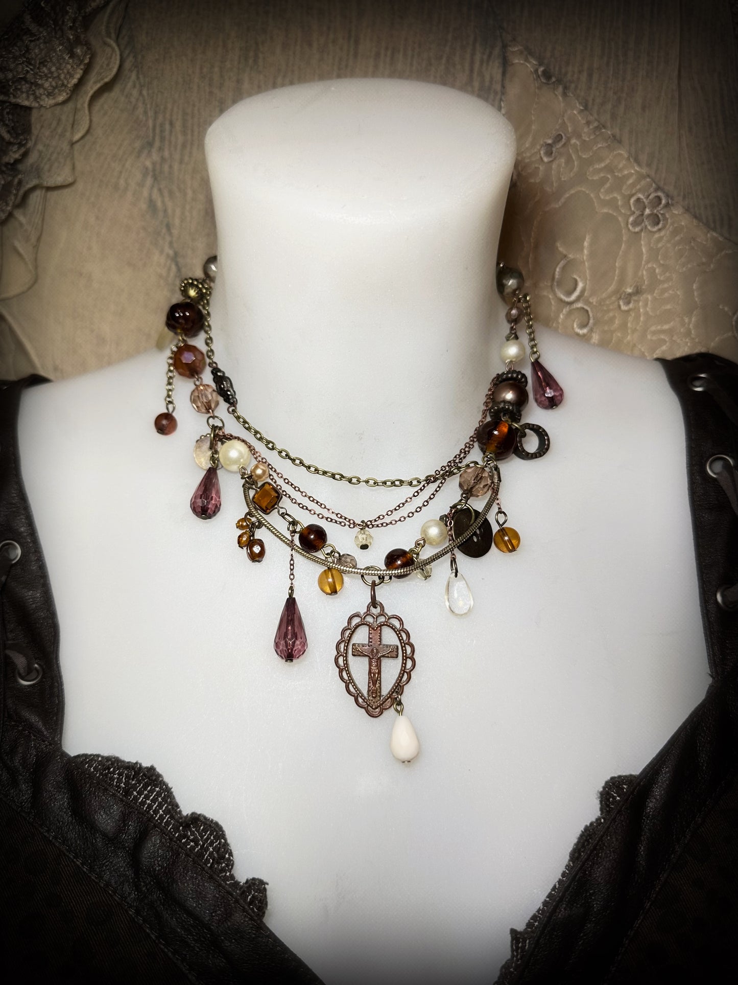 Collier “Deus ex Machina”