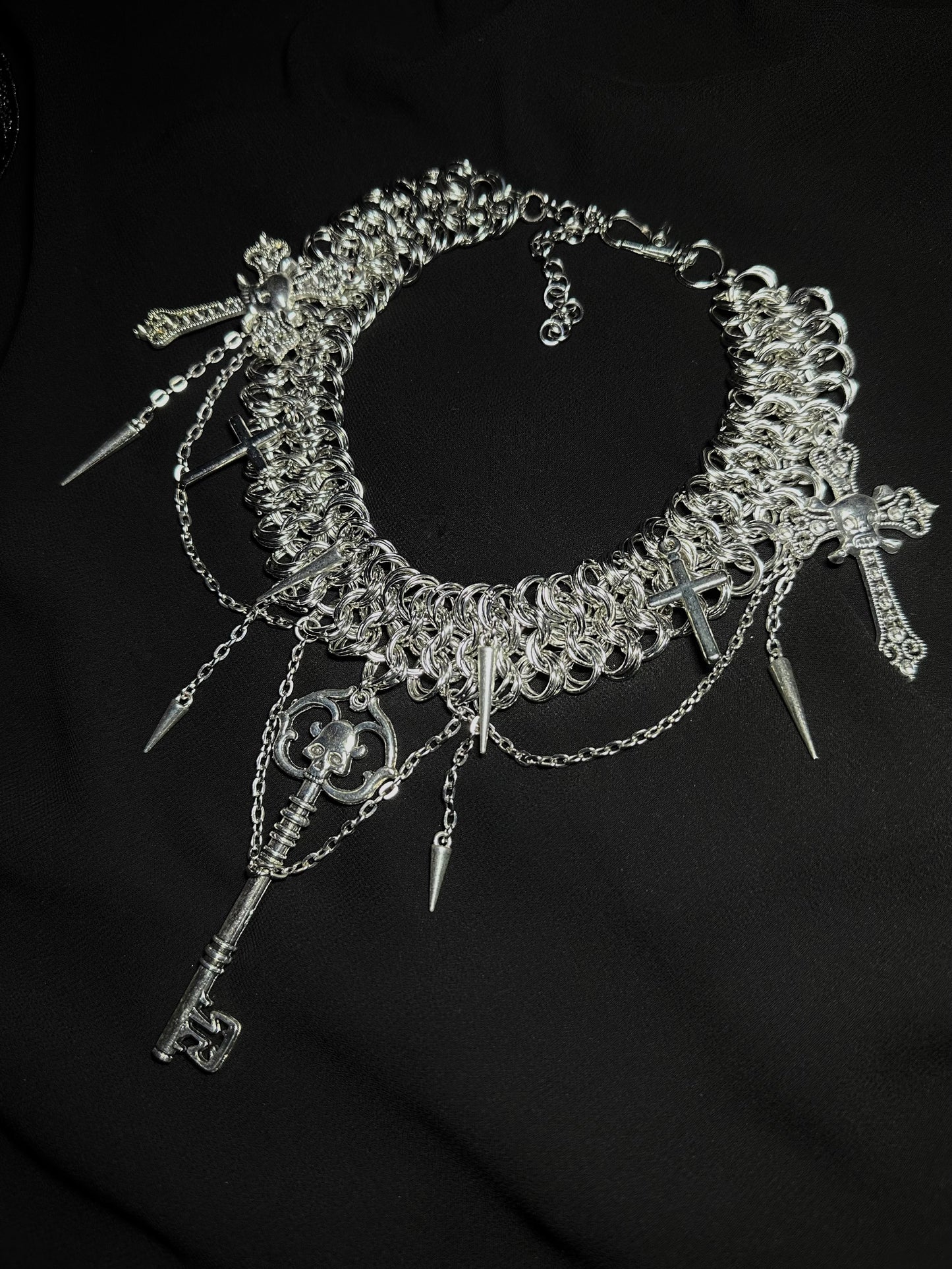 Chocker “Skull”