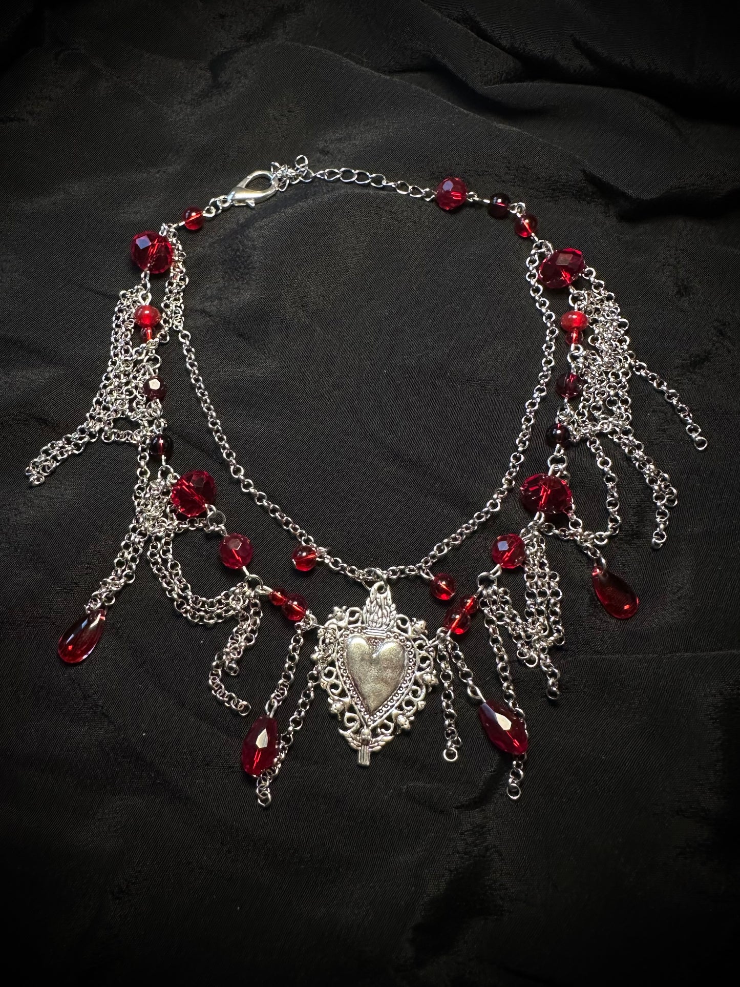 Collier « Bloody Queen »