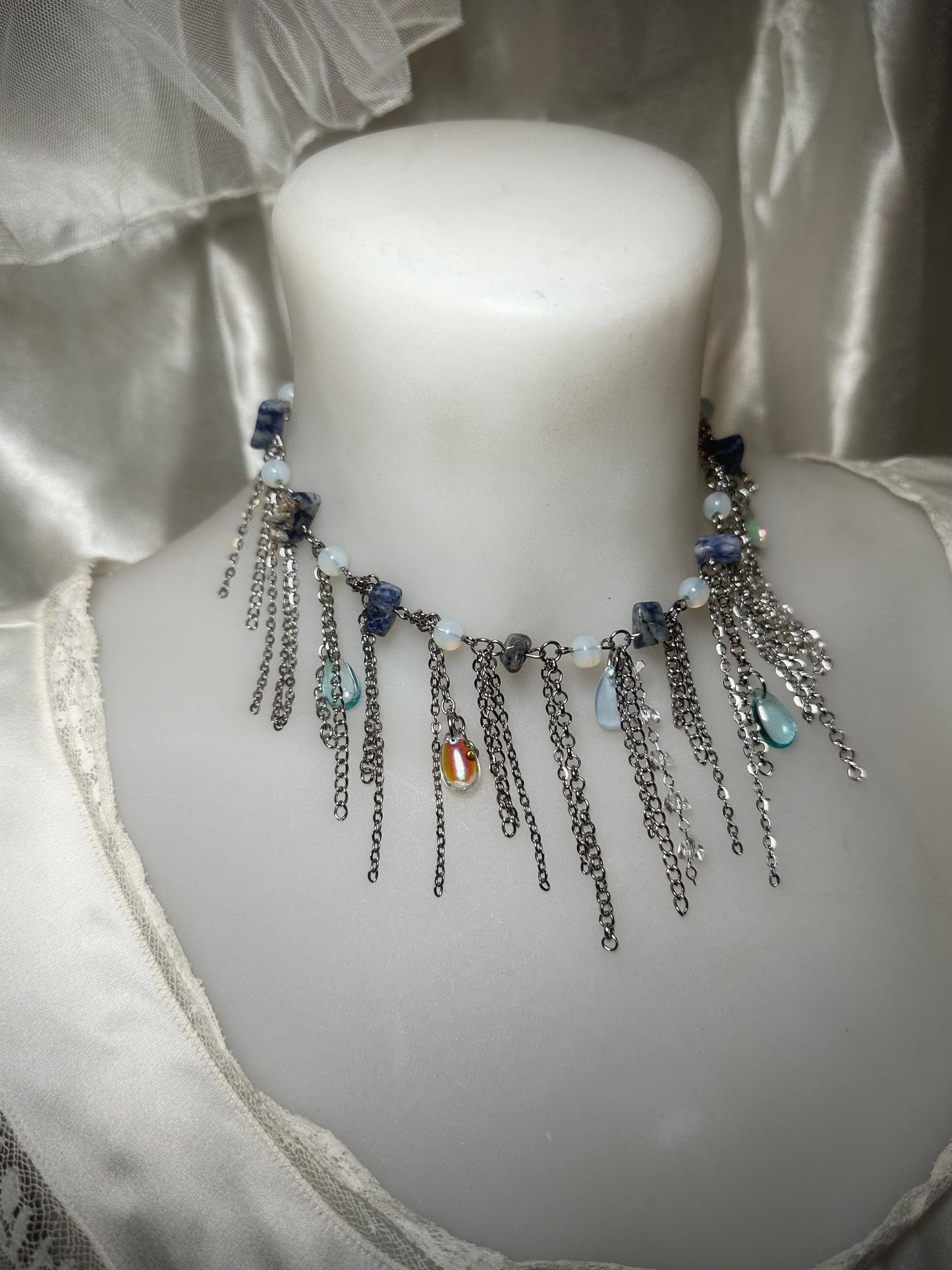 Collier « Leucosie »