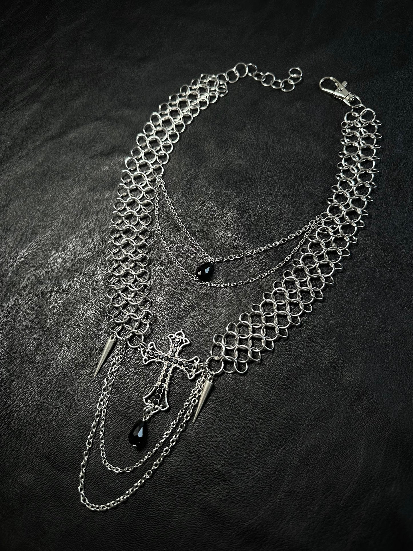 Collier “Nexus”