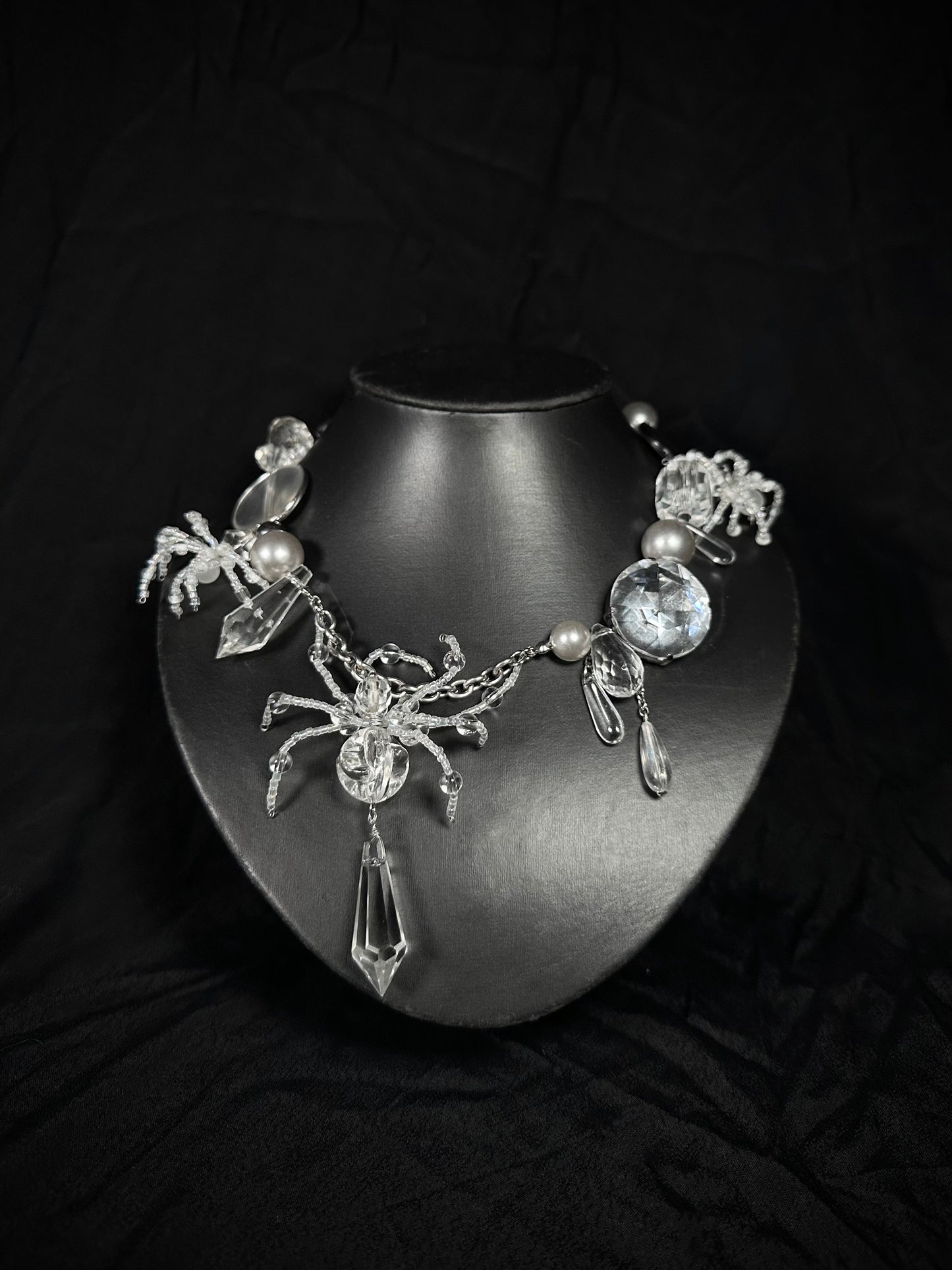 Collier “Chéiracanthe”