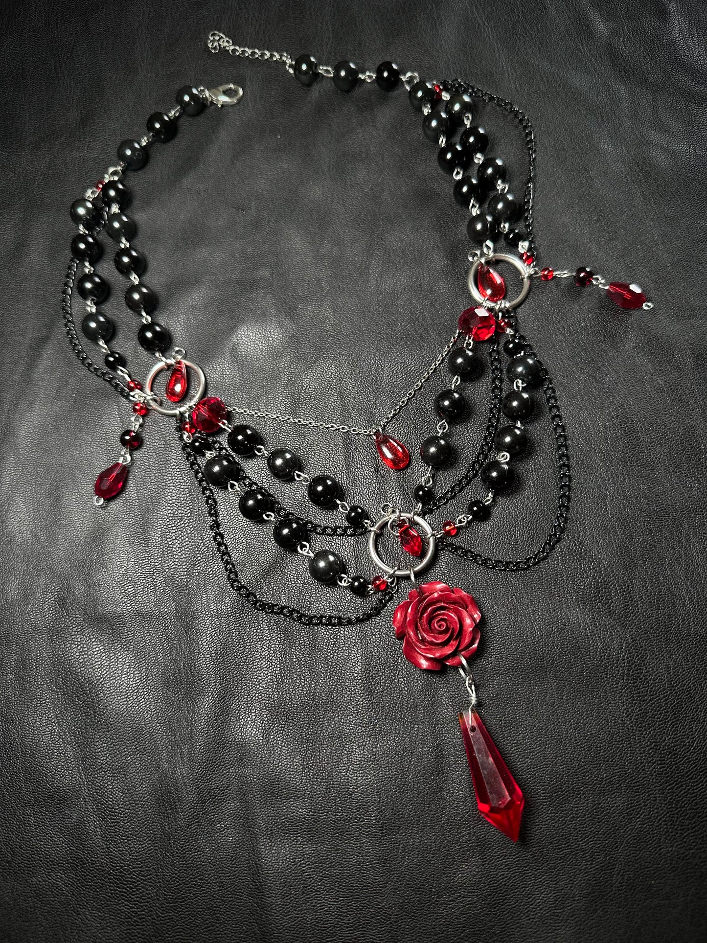 “La fiancée de la rose”