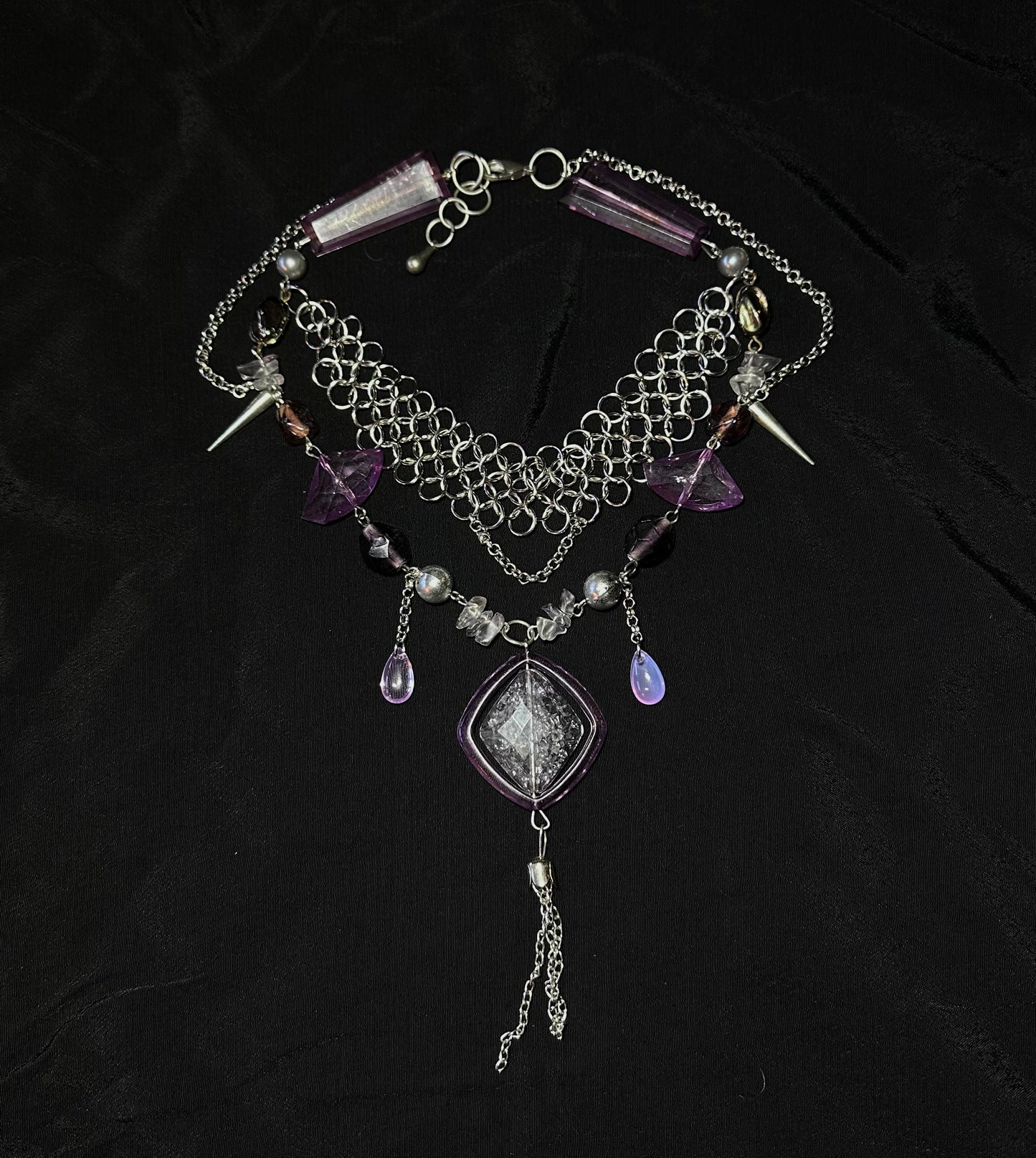 Collier « Nemesis »