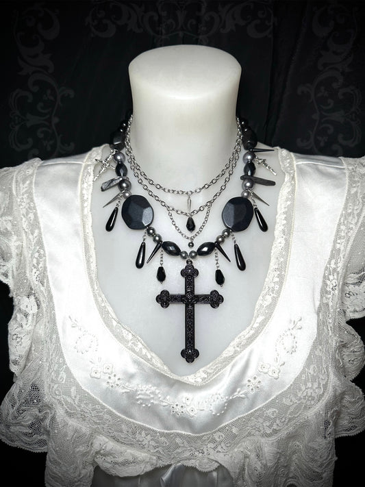 Collier Sanctus #1