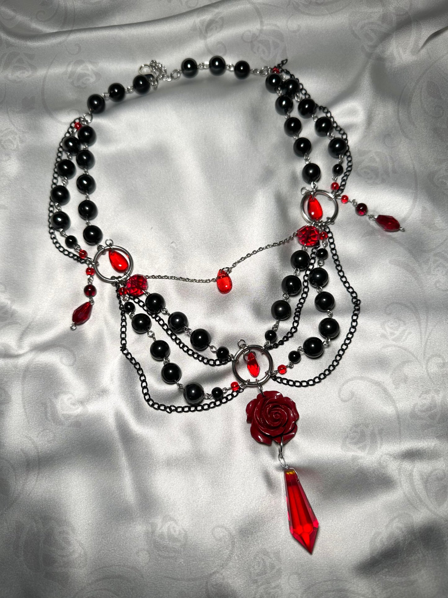 “La fiancée de la rose”