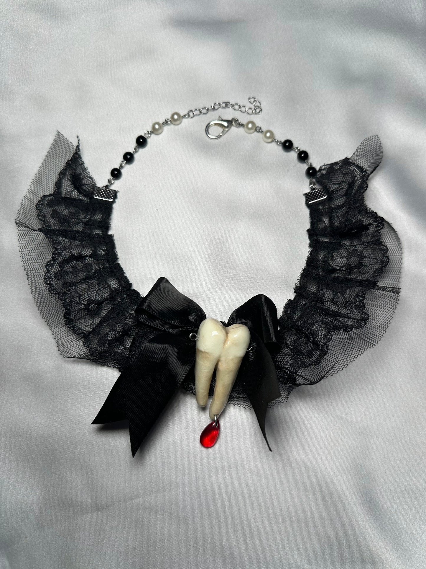 Collier “Lady Teeth”