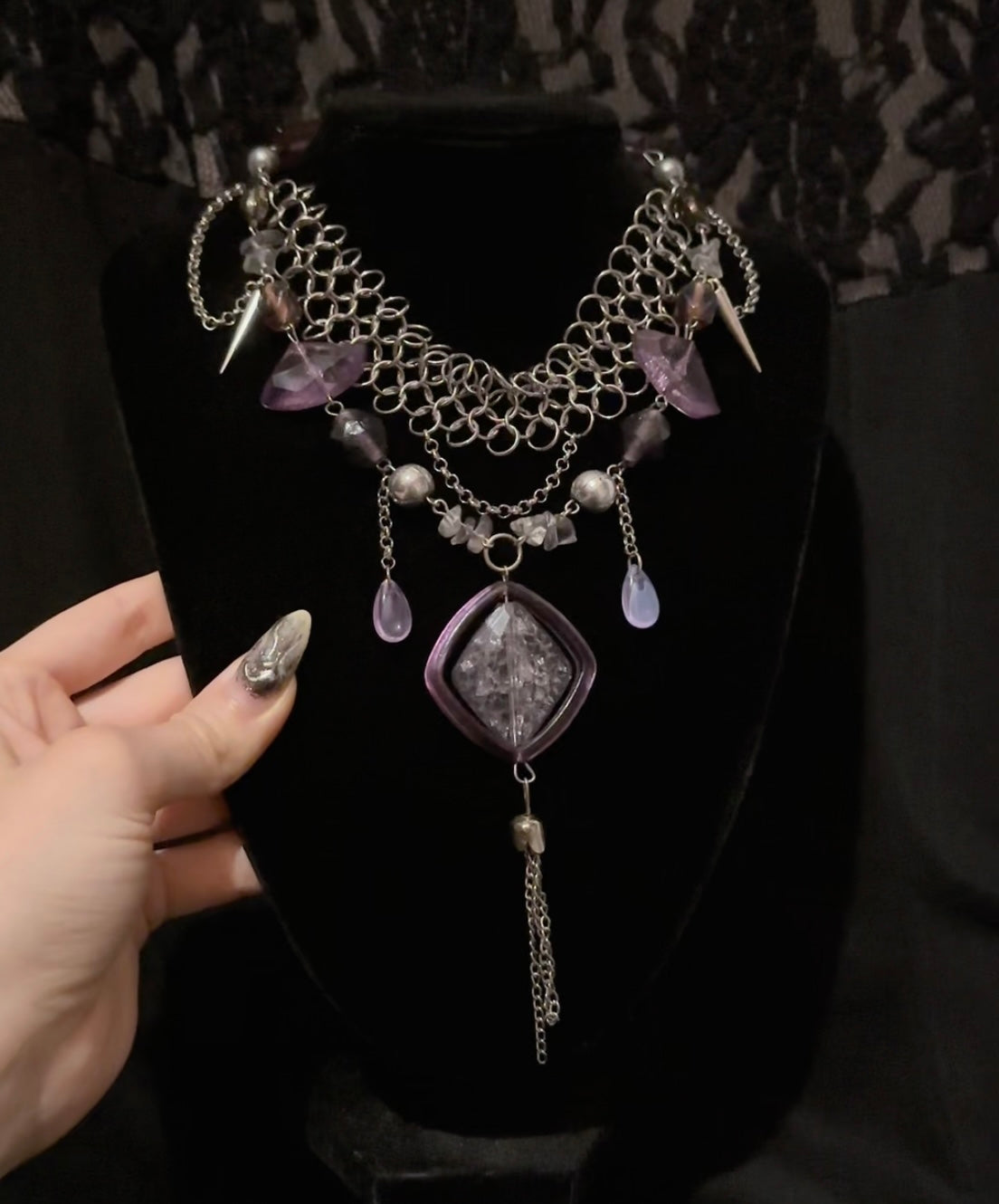 Collier « Nemesis »