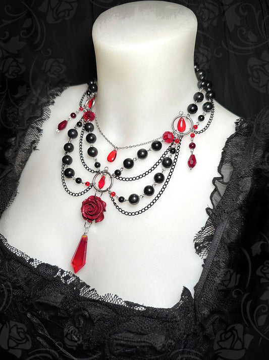 “La fiancée de la rose”